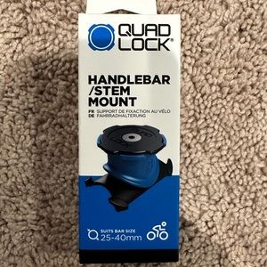 Brand new never used Quad Lock handlebar stem mount. 25-40mm. Box included.